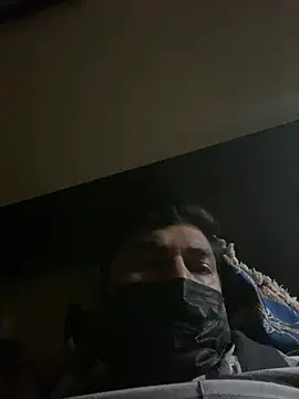 simpleguy1011 online show from December 16, 6:49 pm