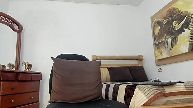 mr stiven  online show from March 2, 5:08 am