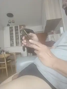 Dannydy2015 online show from March 23, 1:44 am