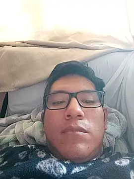 PEPELU1986 online show from March 28, 12:27 pm