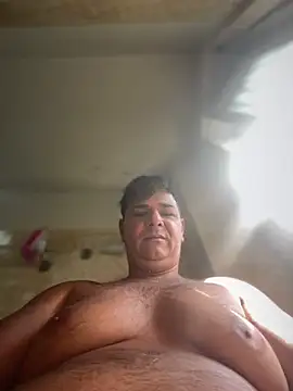 SecretlyDD online show from April 18, 11:00 am