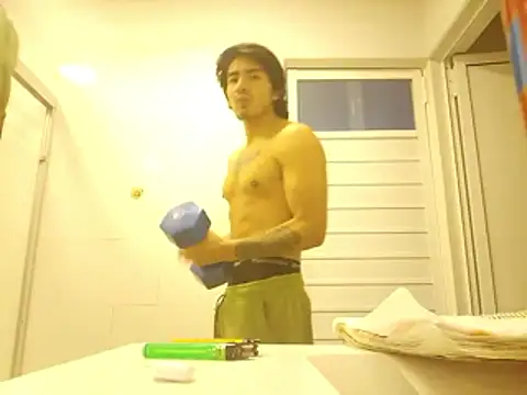 GIOOOO568 online show from April 6, 1:12 pm