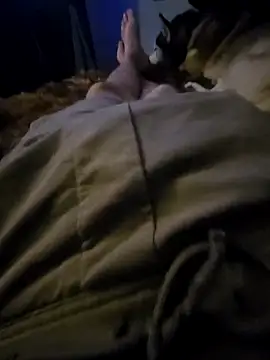 deanbean22 online show from December 18, 11:40 pm