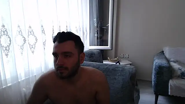 handsomeee04 online show from June 19, 1:27 pm