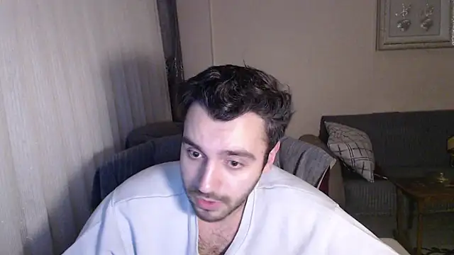 handsomeee04 online show from October 27, 4:20 pm