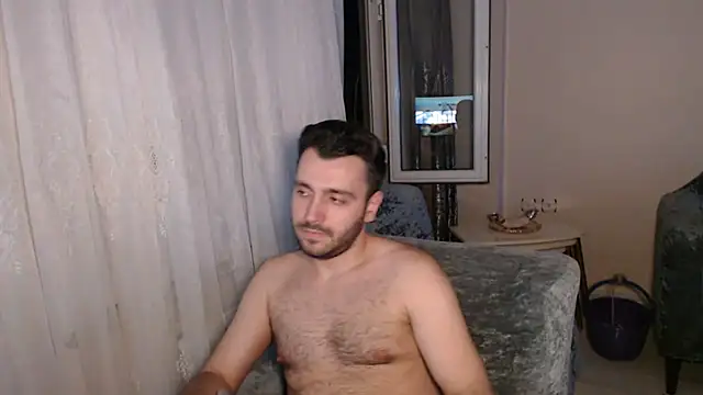 handsomeee04 online show from July 1, 10:21 pm