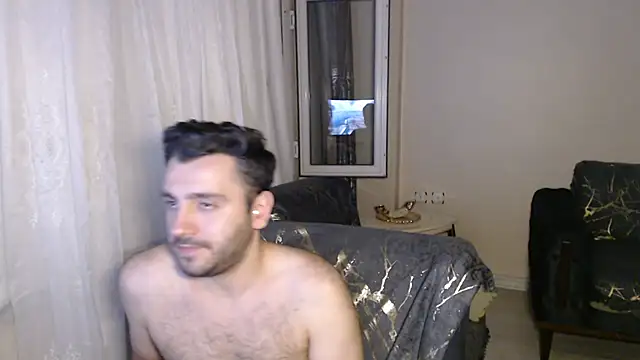 handsomeee04 online show from July 16, 12:39 am