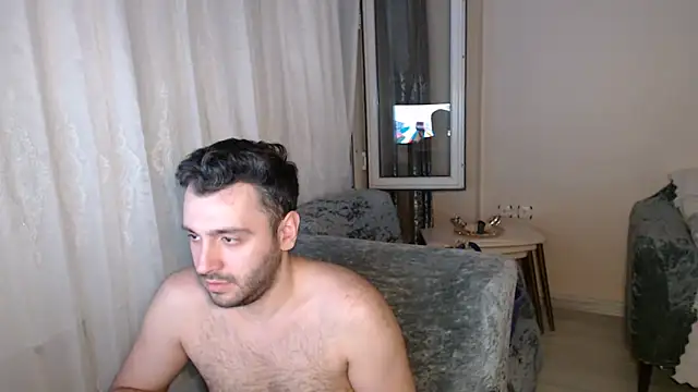 handsomeee04 online show from June 30, 10:11 pm