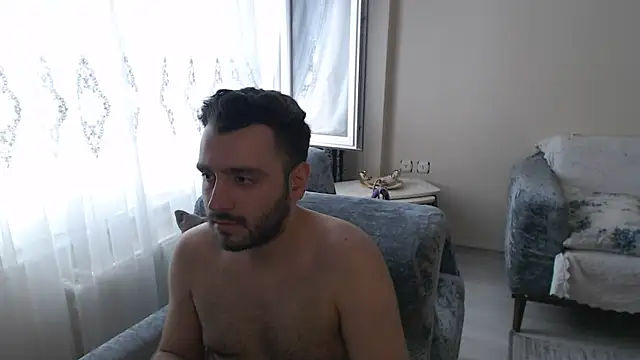 handsomeee04 online show from June 22, 1:04 pm