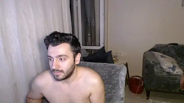 handsomeee04 online show from June 6, 7:09 pm