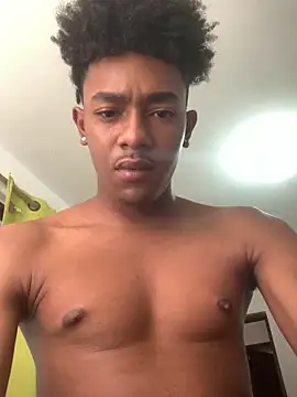 Snapshot of Boy_cock18 chatting on October 20, 4:00 pm Boy cock18 online show from October 20, 4:00 pm
