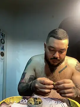 El Titan1998 online show from March 14, 10:28 pm