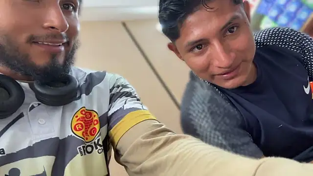 Beboteejoel online show from June 16, 3:58 pm