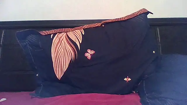 couplehot992 online show from November 6, 8:01 pm