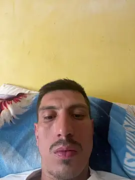 a777litospereira online show from April 6, 7:14 pm