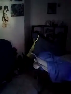 k1oudE online show from December 13, 7:53 pm