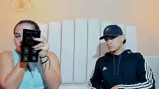 DAVID VICTORIAA online show from February 28, 1:03 pm