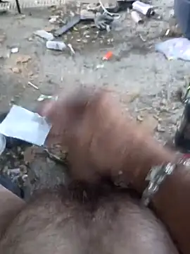 Snapshot of Cloudin_around chatting on October 3, 10:48 pm Cloudin around online show from October 3, 10:48 pm