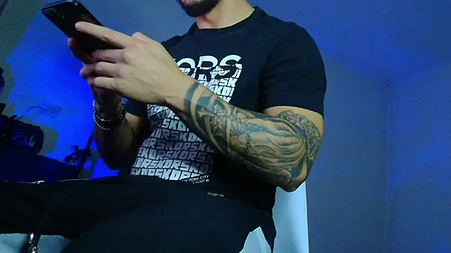 XanderCage99 online show from November 14, 5:10 am