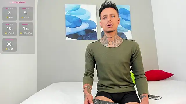 Emilio Wolf online show from January 30, 6:32 pm