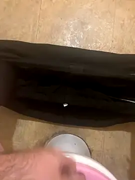 balint35 online show from November 25, 9:28 pm