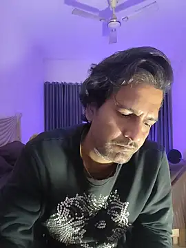 MAGNETICDADDY8 online show from March 24, 5:18 pm