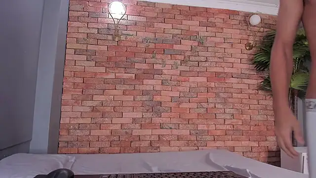 adam piarse01 online show from December 19, 1:57 am