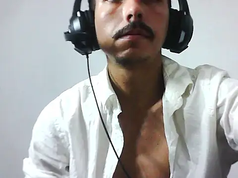 MagrinhoSaradoo online show from November 11, 11:37 am