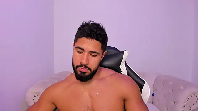 Santiago huntt online show from March 5, 8:49 pm