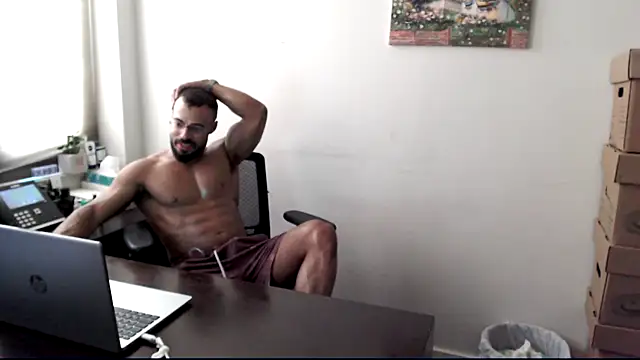 Snapshot of todddantes25 chatting on September 27, 10:13 am todddantes25 online show from September 27, 10:13 am