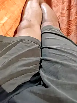 xandeenara25 online show from January 6, 12:37 am