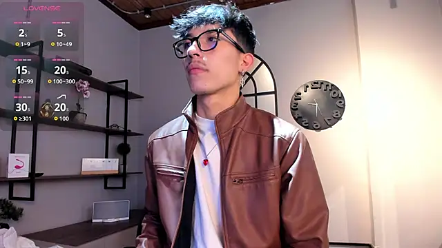 tim  fox online show from October 27, 12:40 pm