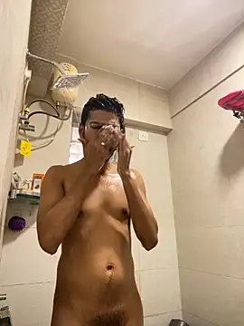 cute modell online show from February 9, 9:47 am