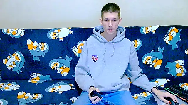 Lester Broo online show from January 8, 4:17 am