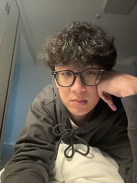 HHAARRYYXXL online show from October 13, 2:34 pm