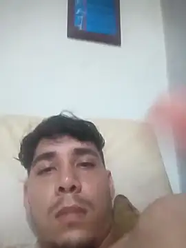 Maguito02 online show from October 16, 3:31 pm