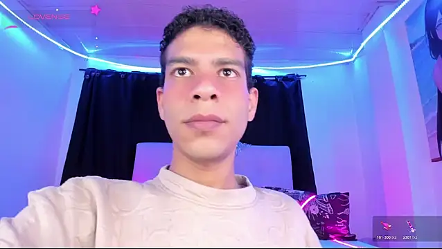 Ethan Boyy online show from July 26, 2:25 pm