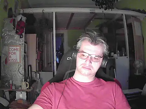 stary-w-kalesonach online show from September 9, 4:12 am