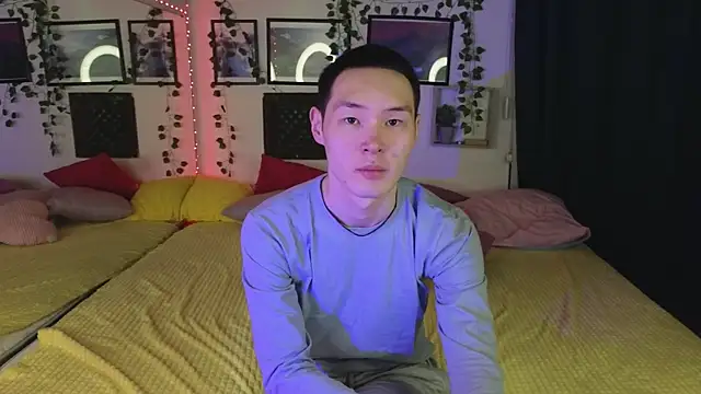 M Jasper online show from February 13, 6:38 pm