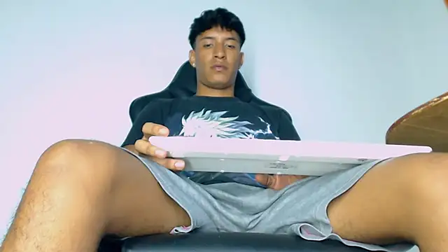 matteo rivas online show from April 7, 11:16 pm