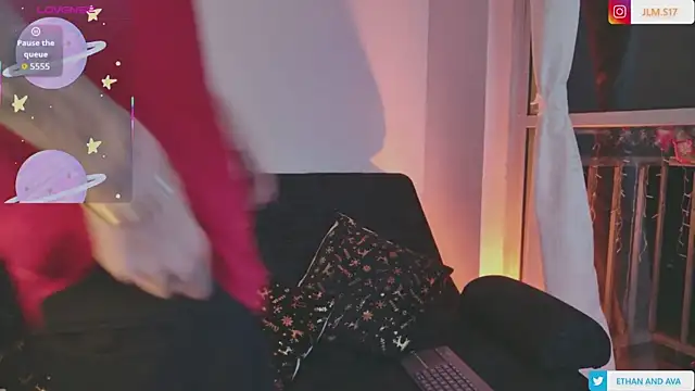 ethan and ava online show from December 20, 1:35 am