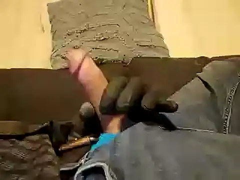 bwcbeat83 online show from February 23, 6:55 am