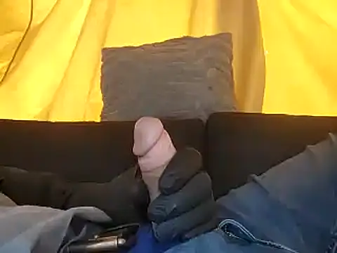 bwcbeat83 online show from March 14, 11:09 pm