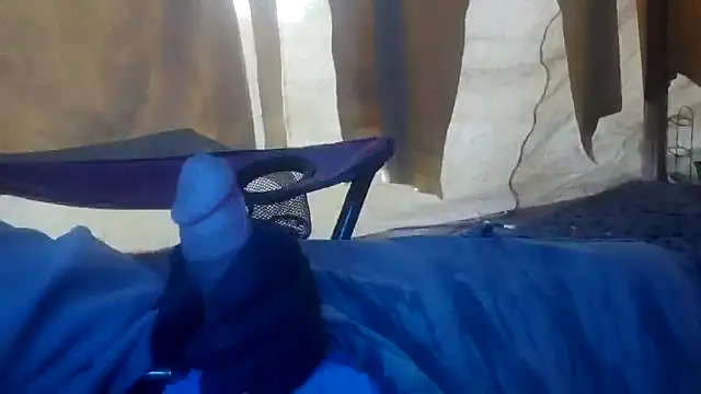 bwcbeat83 online show from October 2, 1:09 am