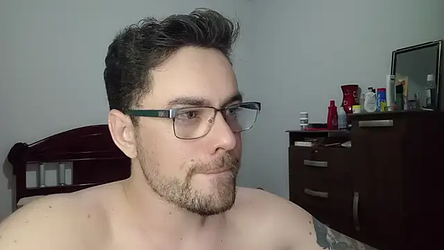 Dyllan   online show from June 22, 1:44 am