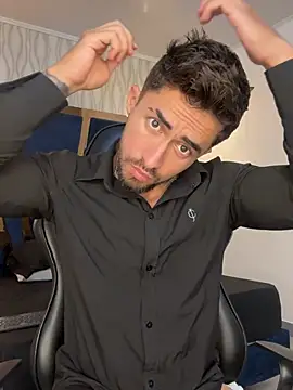 Brad Summer online show from April 8, 11:57 pm