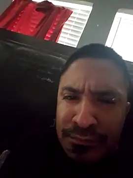 Snapshot of Burrrucecold00 chatting on February 14, 9:10 pm Burrrucecold00 online show from February 14, 9:10 pm