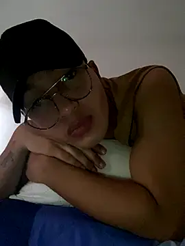 Snapshot of Diegosavage3 chatting on September 12, 9:37 pm Diegosavage3 online show from September 12, 9:37 pm