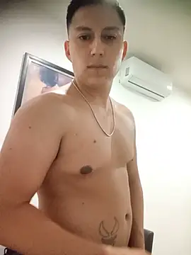LuisMex1998 online show from July 17, 8:54 am