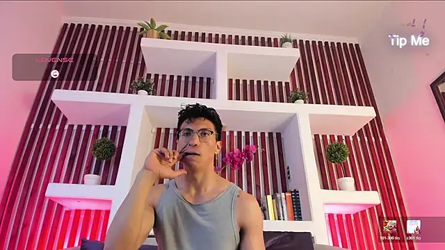 ApoloCruz online show from February 12, 3:12 am